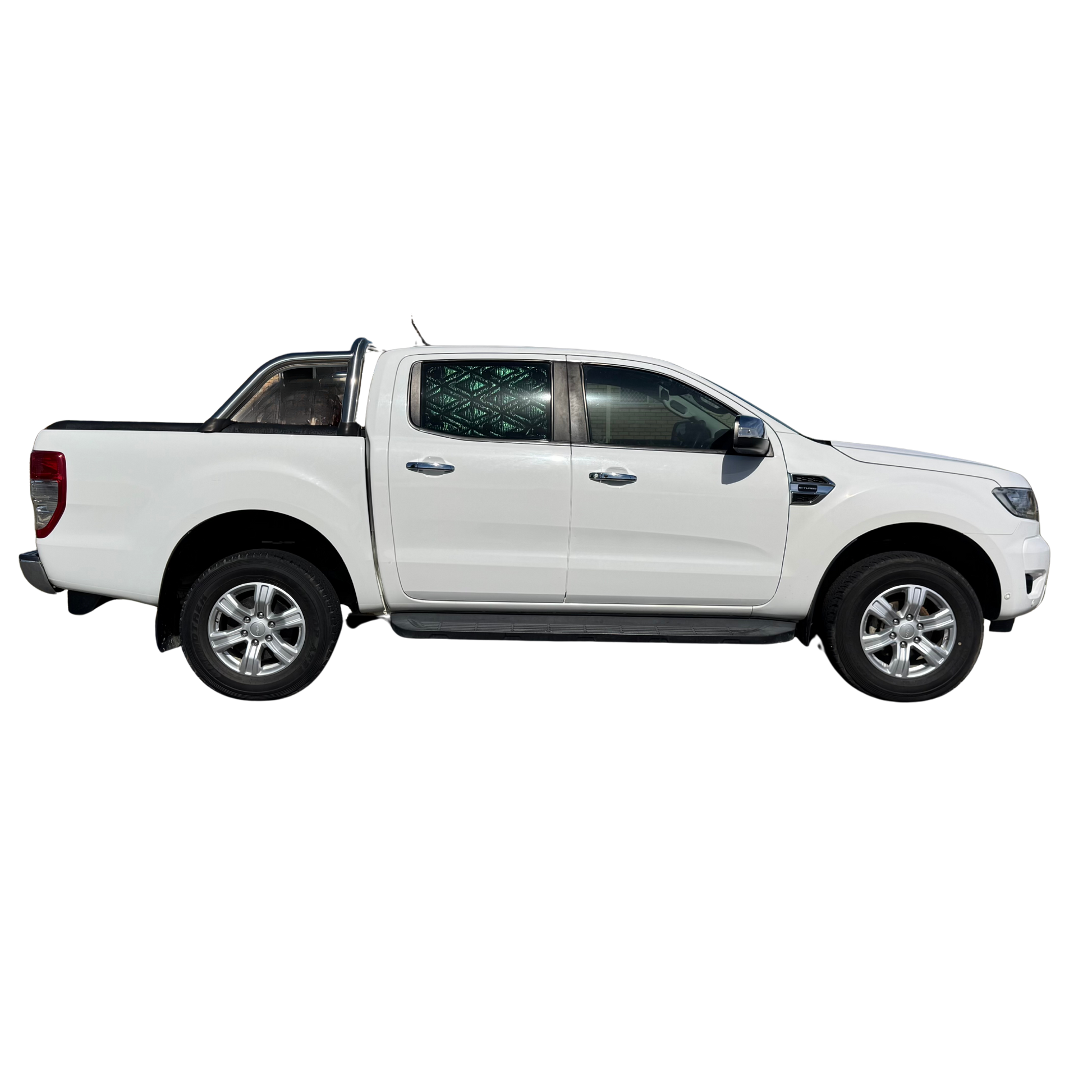 Ford Ranger (PX) Rear Cab Sunshade Kit