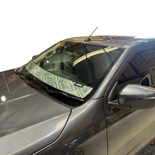 Isuzu D-Max Dash Sunshade