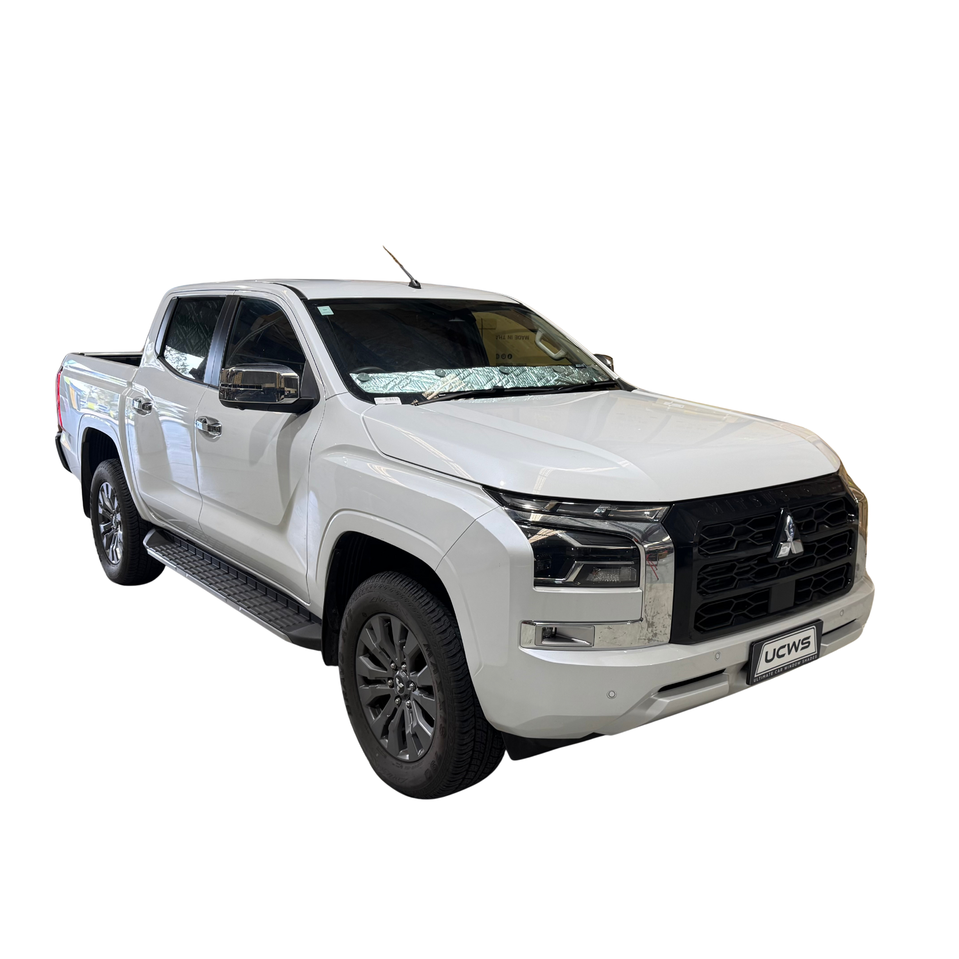 Mitsubishi Triton MV Dash Sunshade