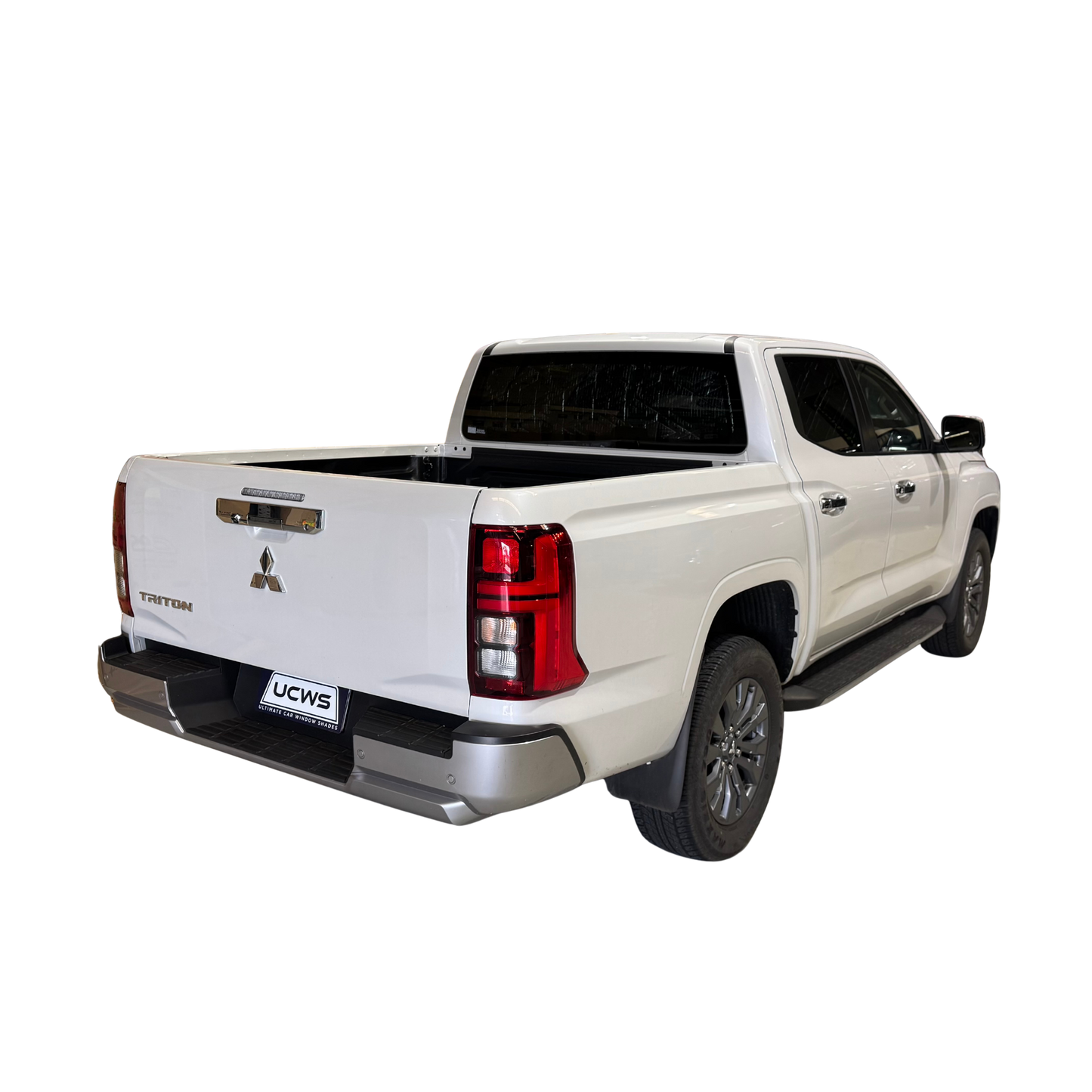 Mitsubishi Triton MV Rear Cab Sunshade Kit