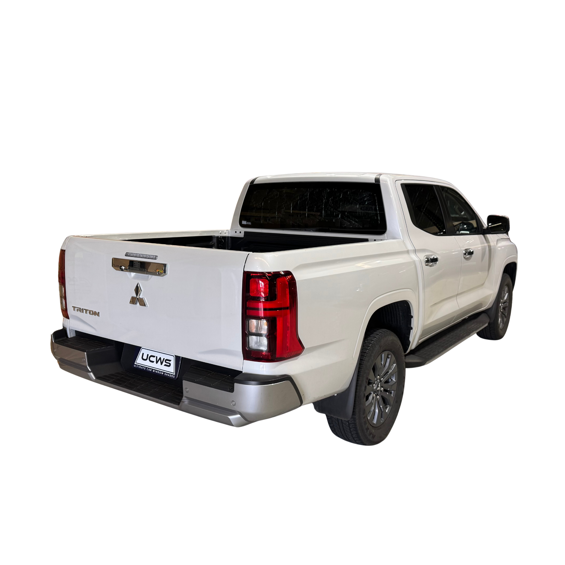 Mitsubishi Triton MV Rear Cab Sunshade Kit