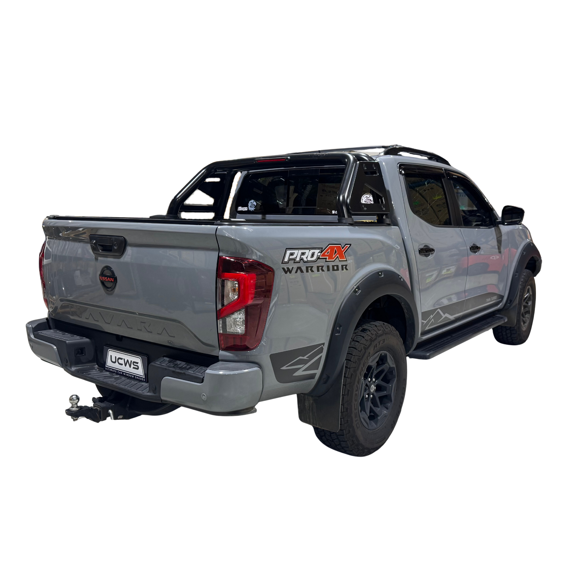 Nissan Navara NP300 Rear Cab Sunshade Kit