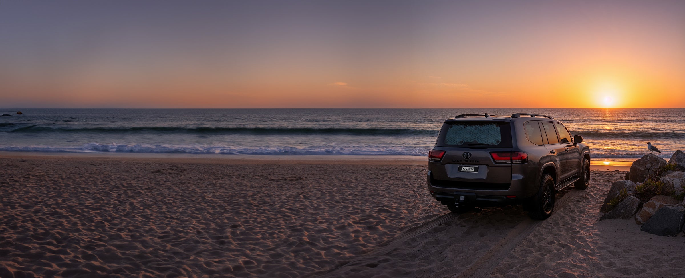 KEEP COOL. 
STAY SECURE. 
ADVENTURE FURTHER.